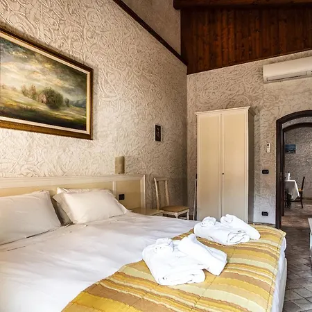 Residenza I Gioielli بيت ضيافة تروبيا