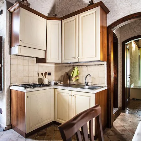 Residenza I Gioielli بيت ضيافة