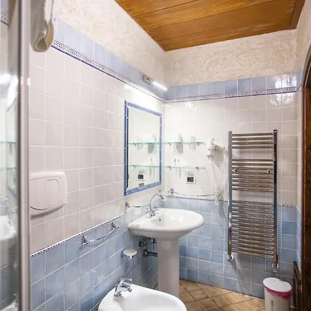 Πανσιόν Residenza I Gioielli 4*