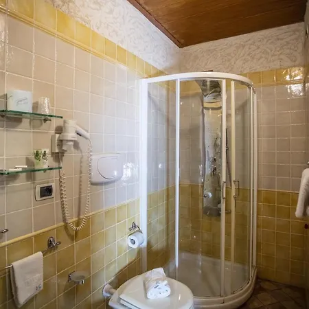 Residenza I Gioielli 4* トロペーア