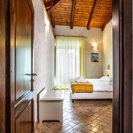 Residenza I Gioielli 4* トロペーア