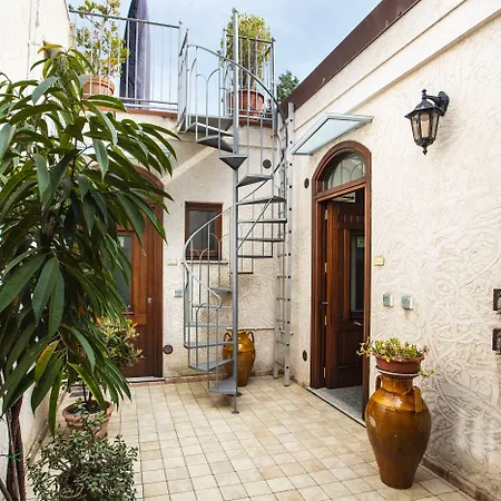 Residenza I Gioielli Πανσιόν Tropea