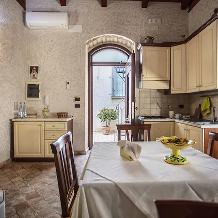 Residenza I Gioielli Πανσιόν